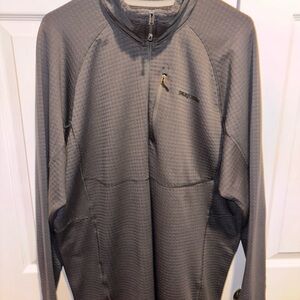 Patagonia Men's R1 quarter zip